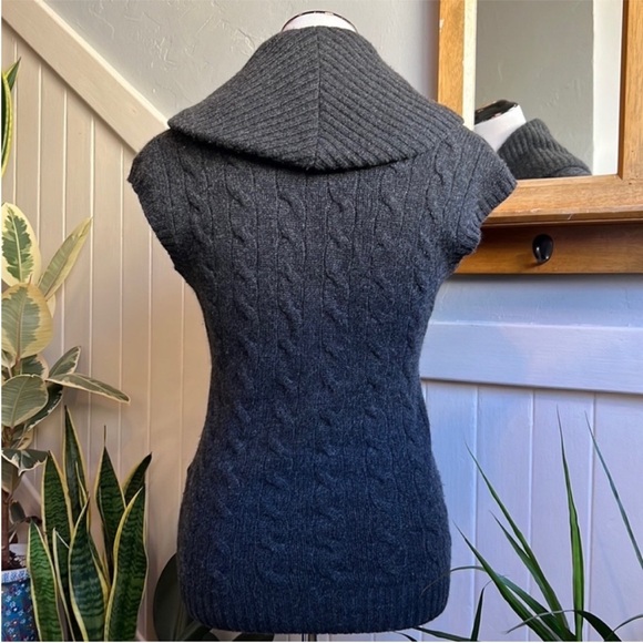 Ralph Lauren Black Label 100% Cashmere Cable Knit Cap Sleeve Cardigan - Picture 3 of 10